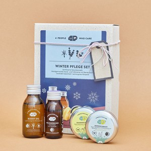 Naturkosmetik Winter Set mit Bienenwachs - in nachhaltigem Geschenkkarton from 4peoplewhocare