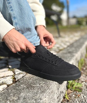 Seeker for Men Full Black from 8000kicks