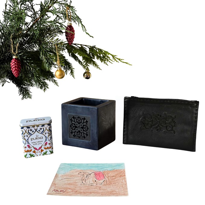Christmas Gift Set: Wax Lantern, Leather Pouch, Tea & Hand-Painted Postcard from Abury