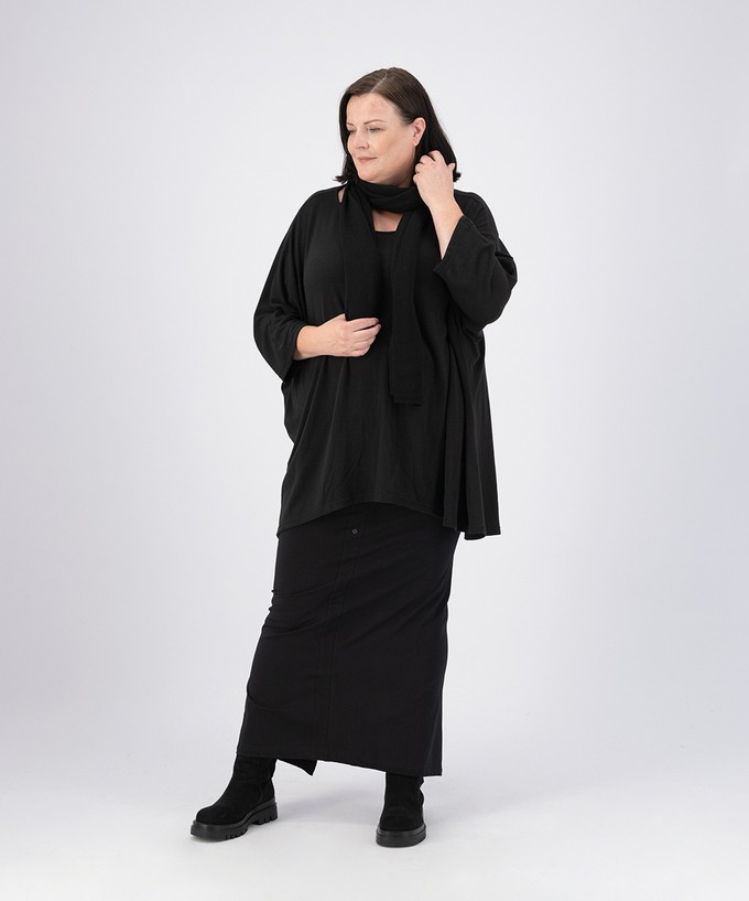 Stretch skirt (with slit) from Aimmea