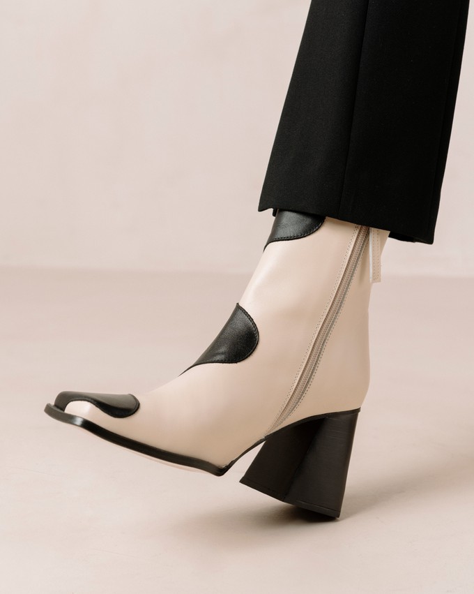 Blair Bicolor Black Cream Ankle Boots from Alohas