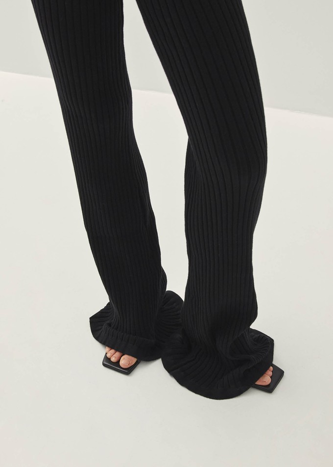 Gina Black Trousers from Alohas