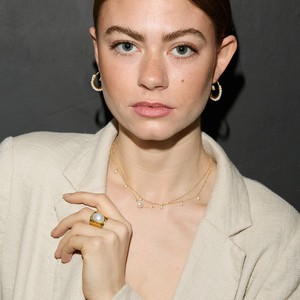 Venus Pearl Shell Earrings from Amadeus