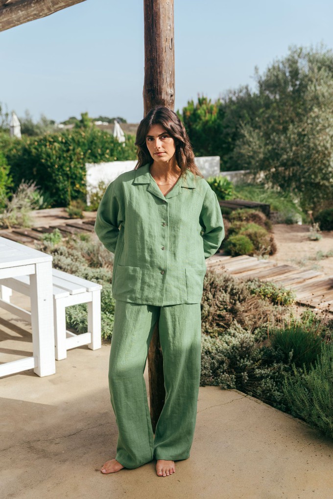 Pajama set SNOOZE in Matcha Green from AmourLinen