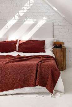 Linen waffle bed throw in Terracotta via AmourLinen