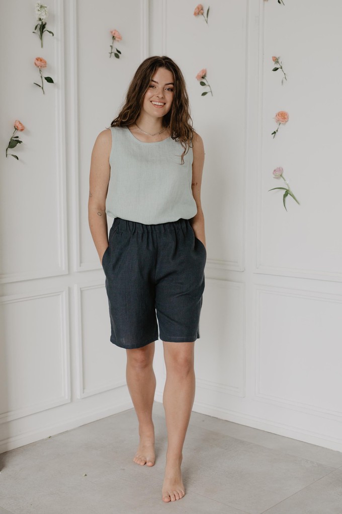 MATILDA shorts in Charcoal from AmourLinen