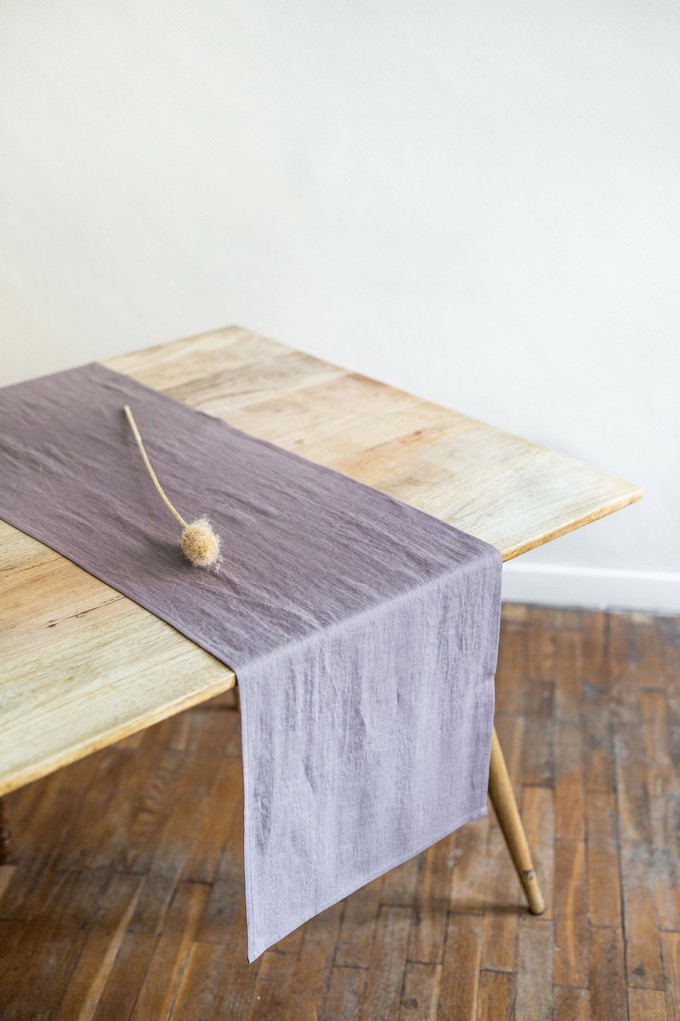 Linen table runner in Dusty Lavender from AmourLinen