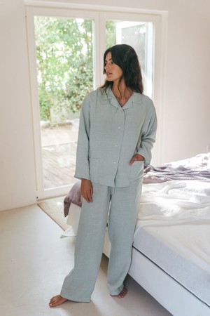 Pajama set SNOOZE in Sage Green from AmourLinen