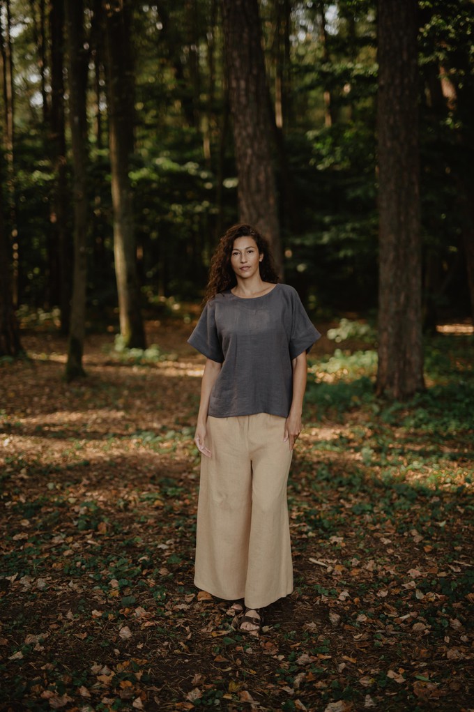 PORTO top in Charcoal from AmourLinen