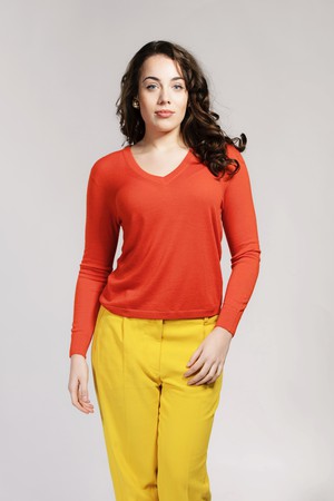 Orange Red Cashmere V-neck Sweater in fine knit from Asneh