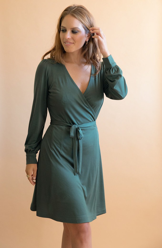Dress Nénuphar imperial green from avani apparel