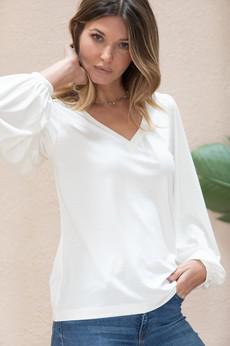 Top Kalmia off-white from avani apparel