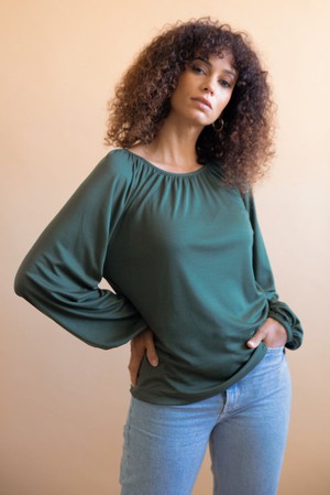 Top Anénome imperial green from avani apparel