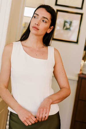 Top Azalée white from avani apparel