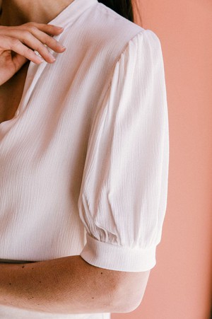 Blouse Magnolia white from avani apparel