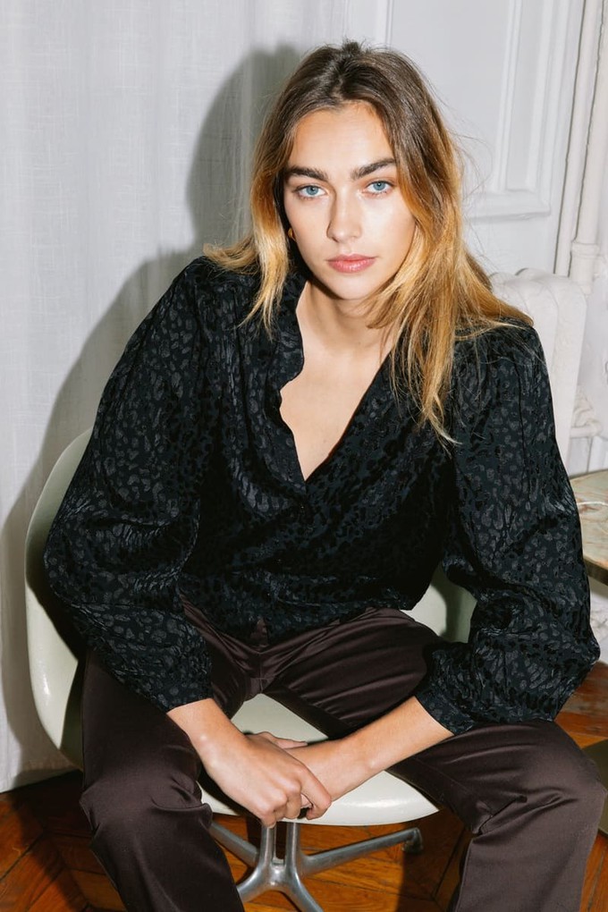 Blouse Hortensia black from avani apparel