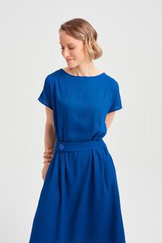 Sati | Sommerkleid mit Rundhalsausschnitt in Blau via AYANI