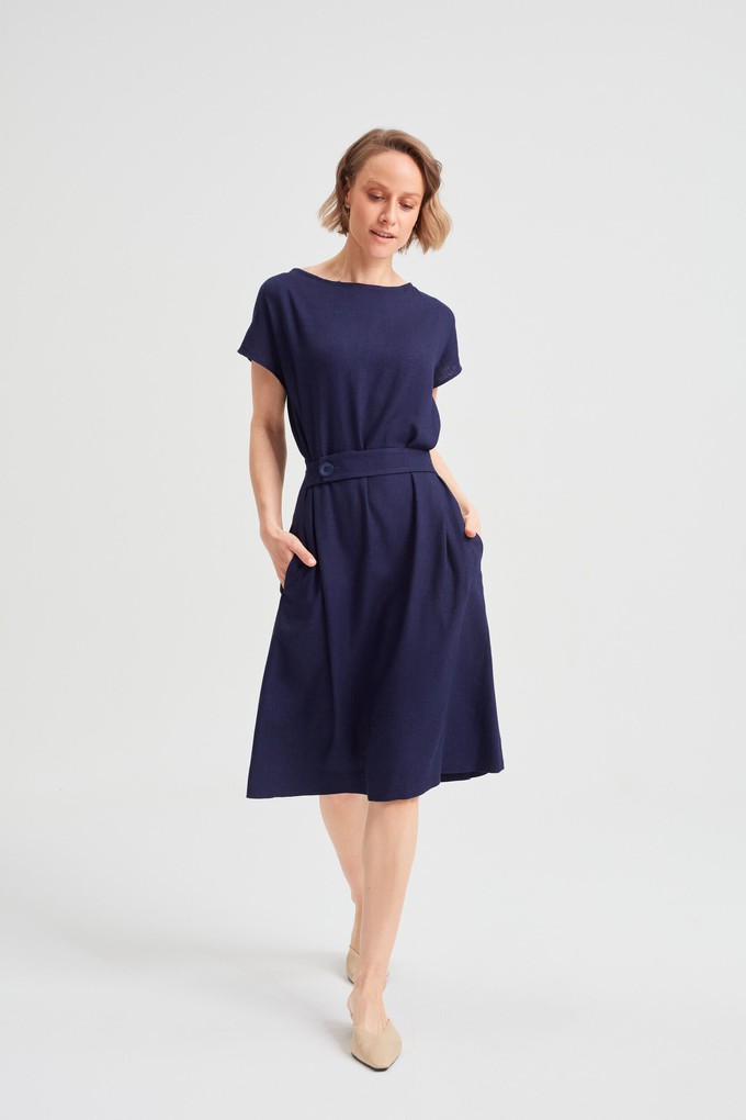 Sati | Sommerkleid mit Rundhalsausschnitt in Rot from AYANI