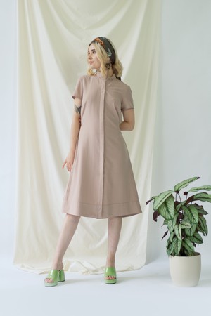 Melanie | Hemdkleid mit kurzen Ärmeln in Rosa from AYANI