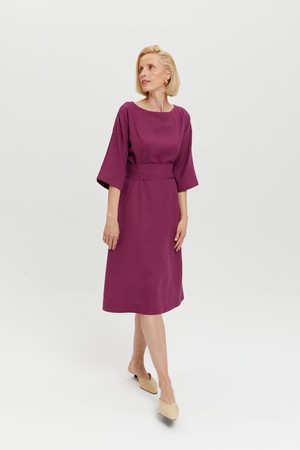 Mane | Elegantes Midikleid mit Kimono-Gürtel in Lila from AYANI