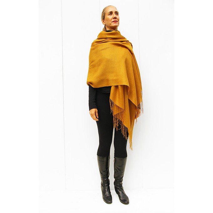 Solid Light Stole Silk & Alpaca from B.e Quality