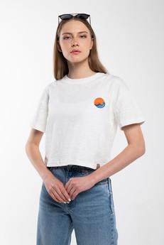 White Nature Embroidery T-Shirt via Bee & Alpaca