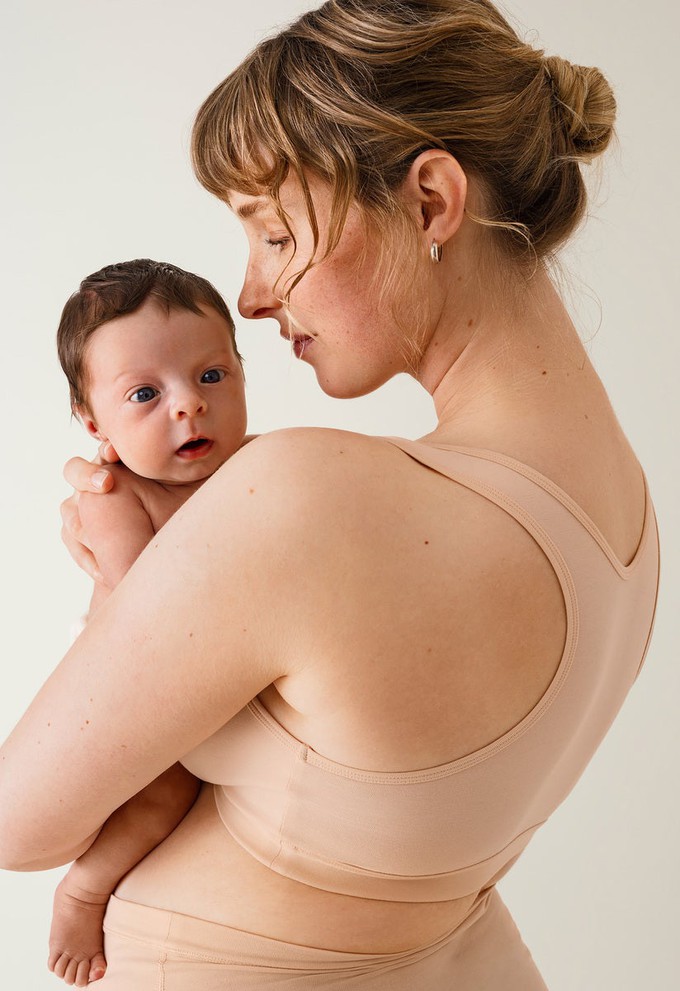 Still-BH Essential - Beige/Apricot from Boob Design