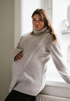 Gestrickter Stillpullover mit Rollkragen - Light Grey Melange via Boob Design