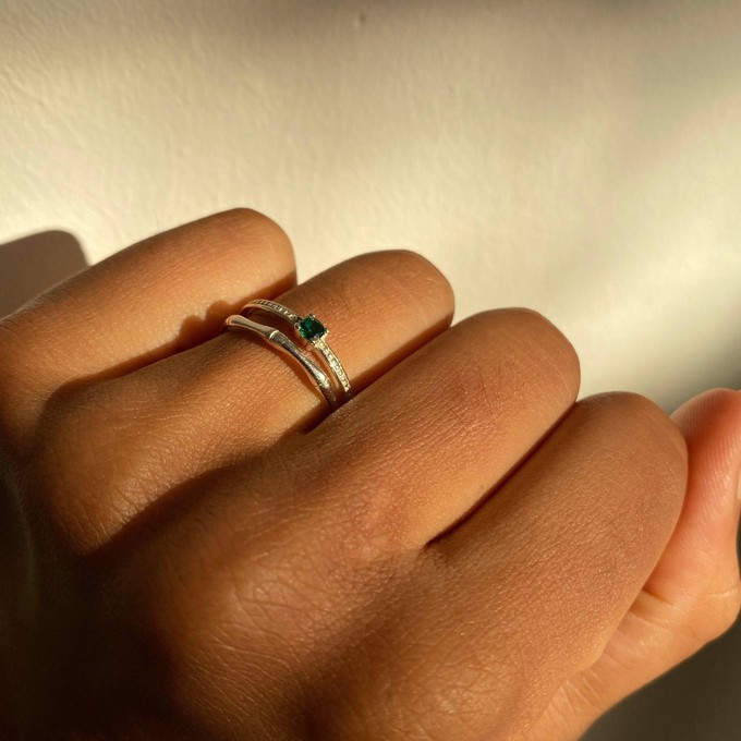 THE EMMA RING GREEN - solid gold from Bound Studios