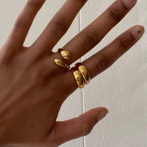 THE ONA RING - solid gold from Bound Studios