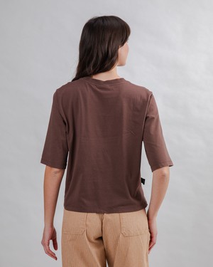 Bombon Label Squared T-Shirt Braun from Brava Fabrics