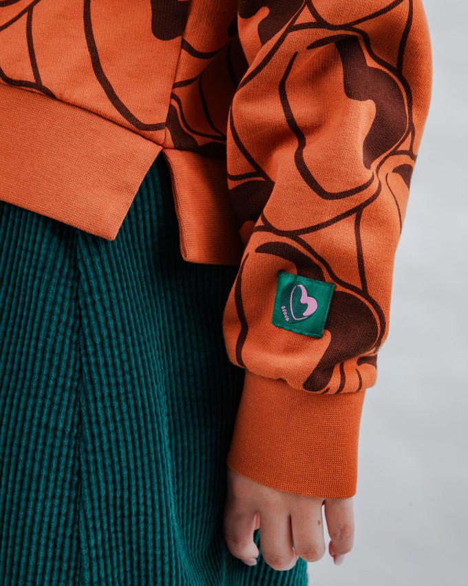 Bombon Allover Rundes Sweatshirt Braun from Brava Fabrics