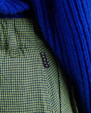 Midi-Rock mit Karomuster Oliv from Brava Fabrics