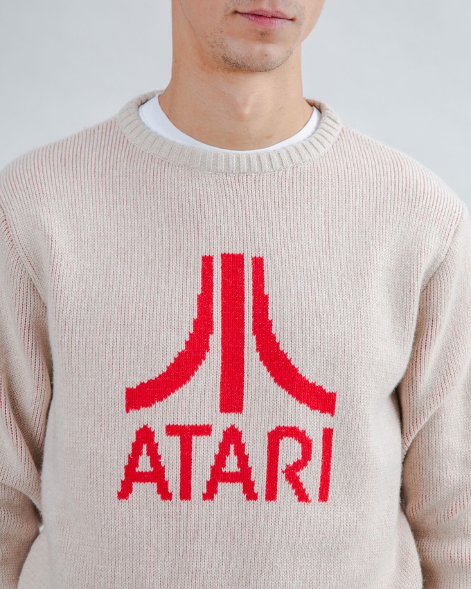 Atari Pullover Logo Jacquard Rot from Brava Fabrics