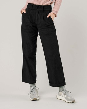 Cordhose mit Bundfalte Black from Brava Fabrics