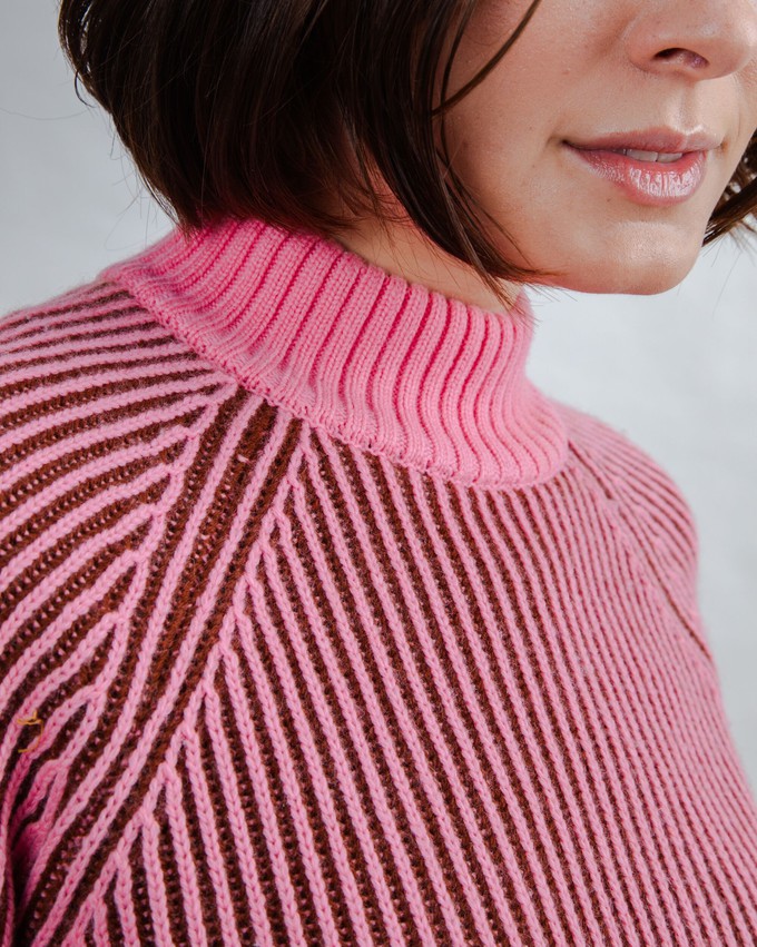 Bicolor Woll Cropped Sweater Pink from Brava Fabrics