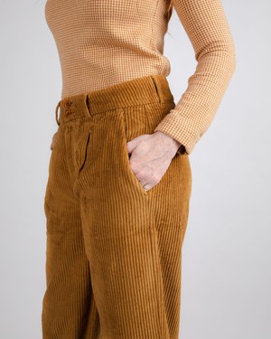Cordhose mit Bundfalte Camel from Brava Fabrics