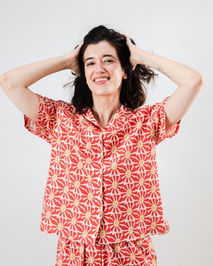 Marisol Aloha Bluse Rot from Brava Fabrics