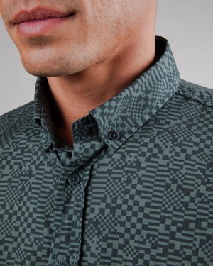 Pixel Hemd Green from Brava Fabrics