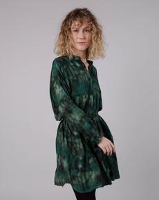 Moss Oversize-Kleid mit Mao Kragen Green via Brava Fabrics