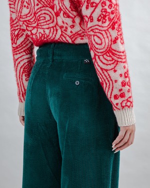 Corduroy Faltenhose Dunkelgrün from Brava Fabrics