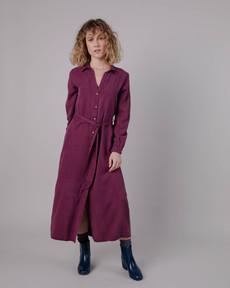 Gina Langarm Kleid mit V-Ausschnitt Prune via Brava Fabrics