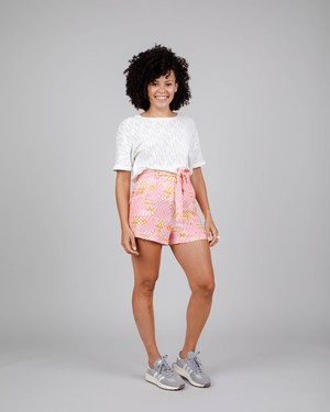 Dizzy Shorts mit Gürtel Rose from Brava Fabrics