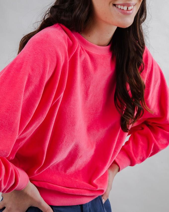 Raglan-Sweatshirt aus Samt in Rosa from Brava Fabrics