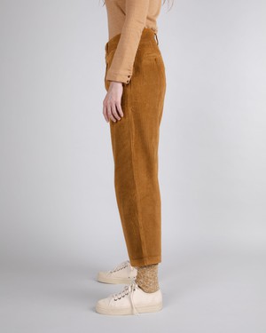 Cordhose mit Bundfalte Camel from Brava Fabrics
