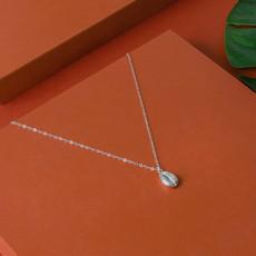 Concha Necklace Silver via Cano