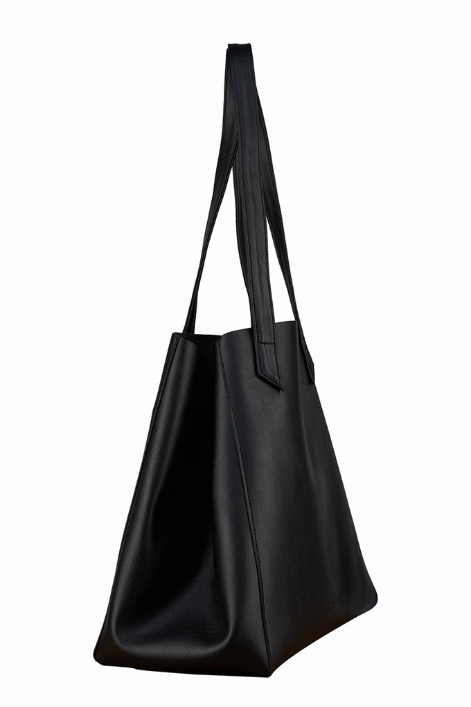 Totissimo shoulder bag - Black from CANUSSA