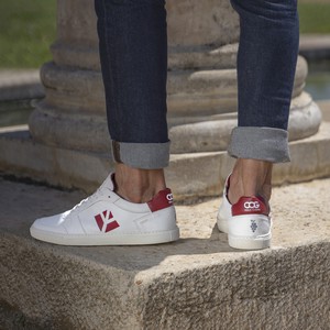 topsy - red white from COG