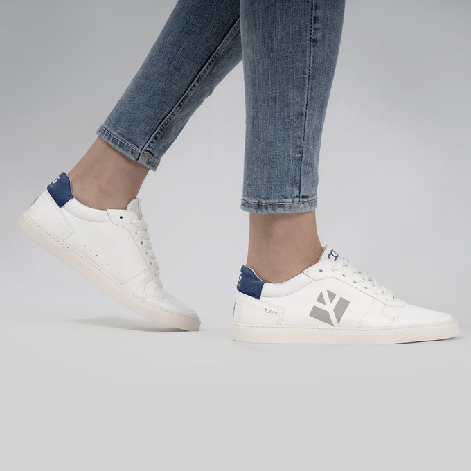 topsy - blue white from COG