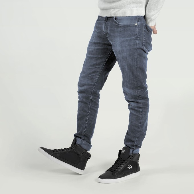 wallace - black white v2 from COG